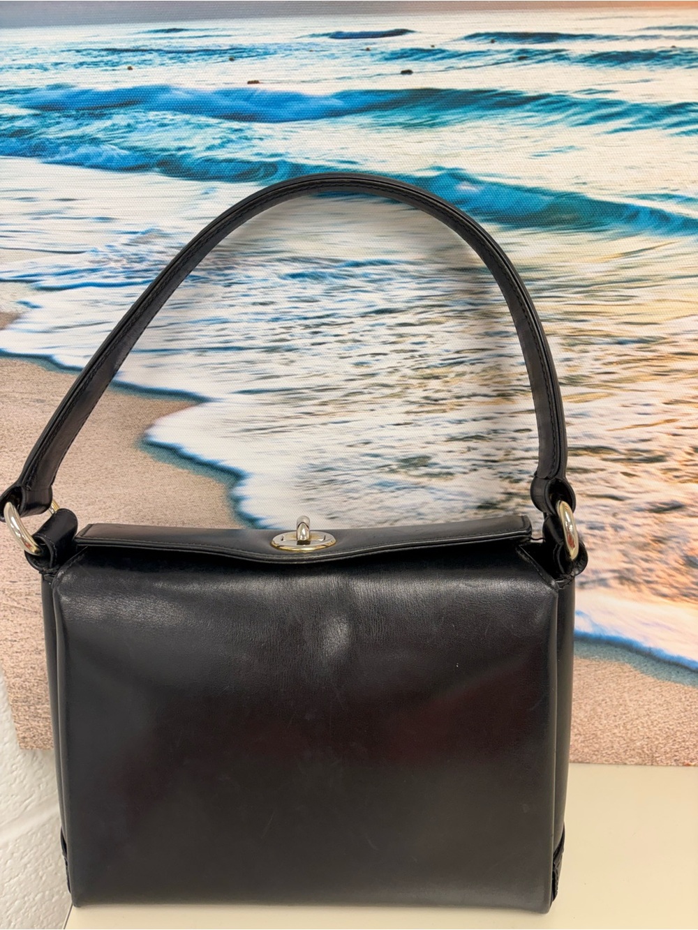 VTG Gucci Black Leather Accordion Top Handle Shoulder Bag 1970s Turnlock Boxy